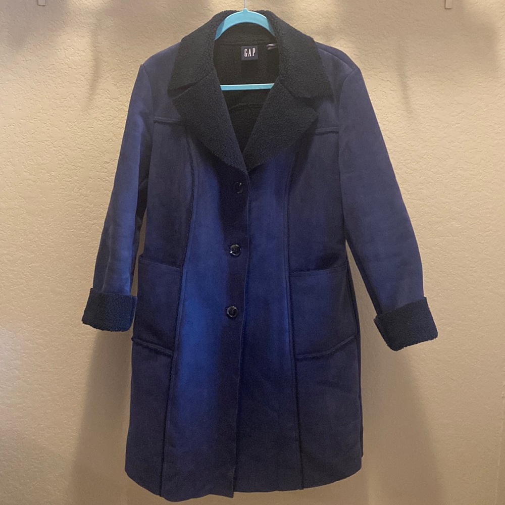 Gap Coat - image 1